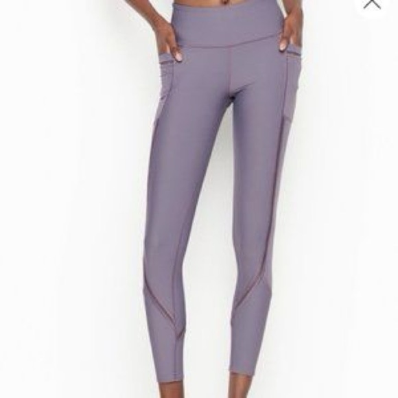 Victoria’s Secret - Picture 1 of 4